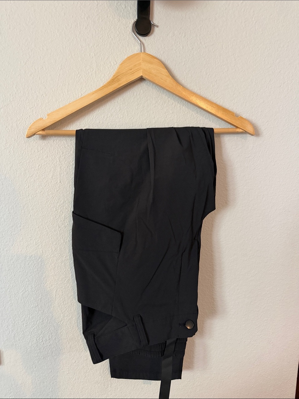 lululemon athletica Men's Black Tech Jogger Pants